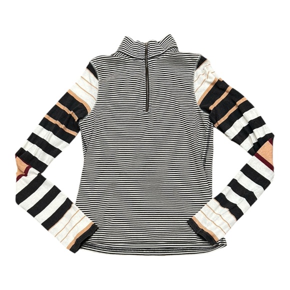 NWT We the Free Avery Long Sleeve Top Black Combo Large - Picture 4 of 8